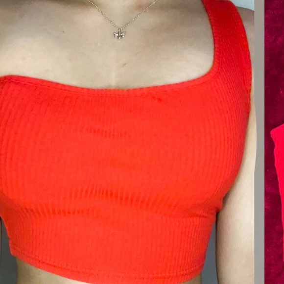 SHEIN TOP - Picture 1 of 1